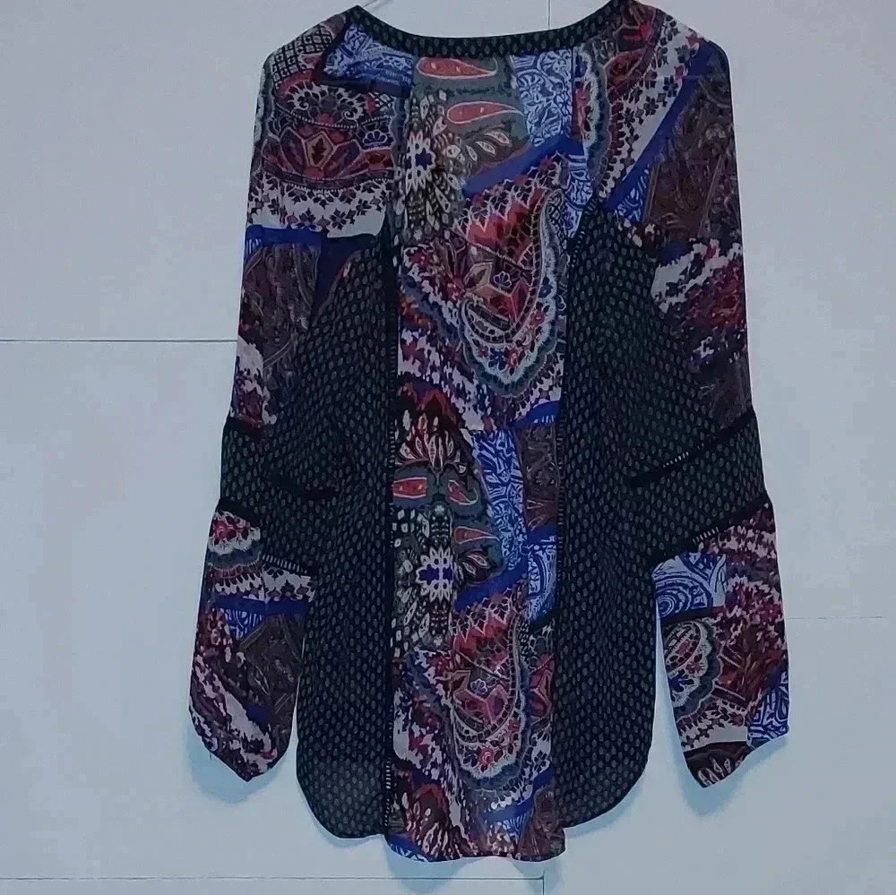 Gibson Latimer blouse Size Medium multiple color - Picture 8 of 8